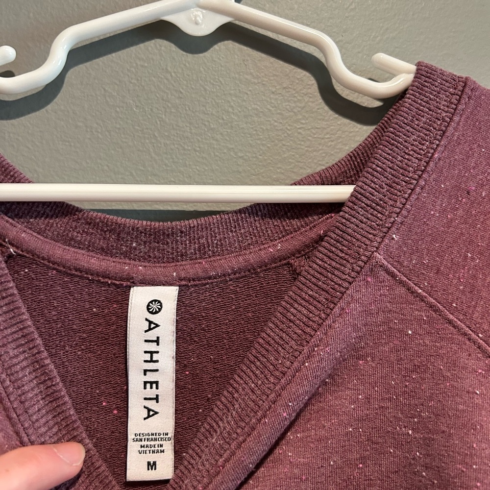 athleta crewneck - Picture 2 of 2